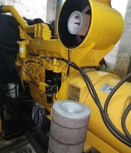 Service Genset Komatsu 350KVA di Bandung