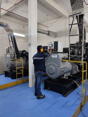 Service Genset Perkins 650KVA di Bandung